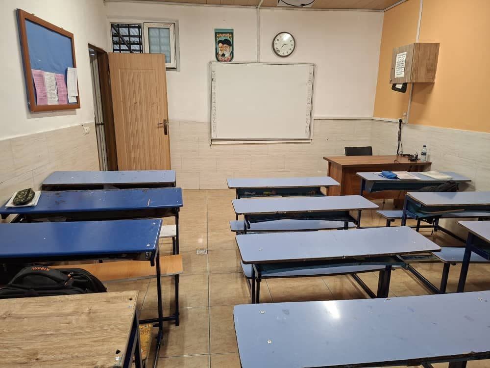 دبیرستان غیردولتی دوره اول هوشمند شریعت